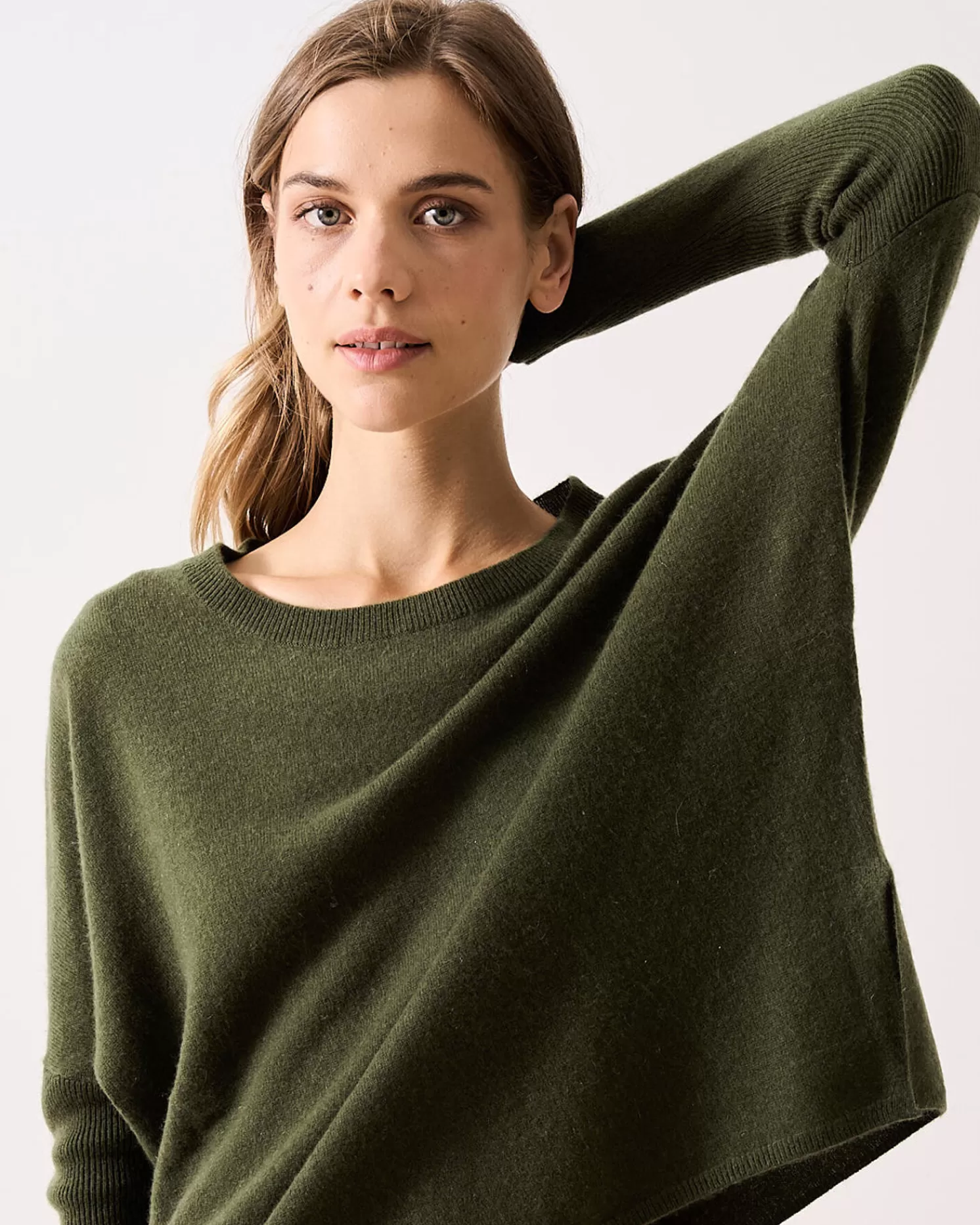 Astrid<Absolut Cashmere Sale